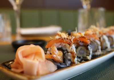 Uramaki salmone e gambero